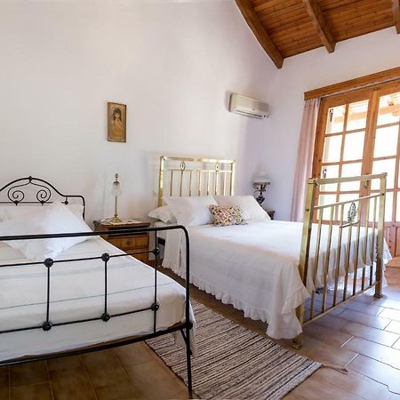 Villa Artjeta Kastrosikia Extérieur photo