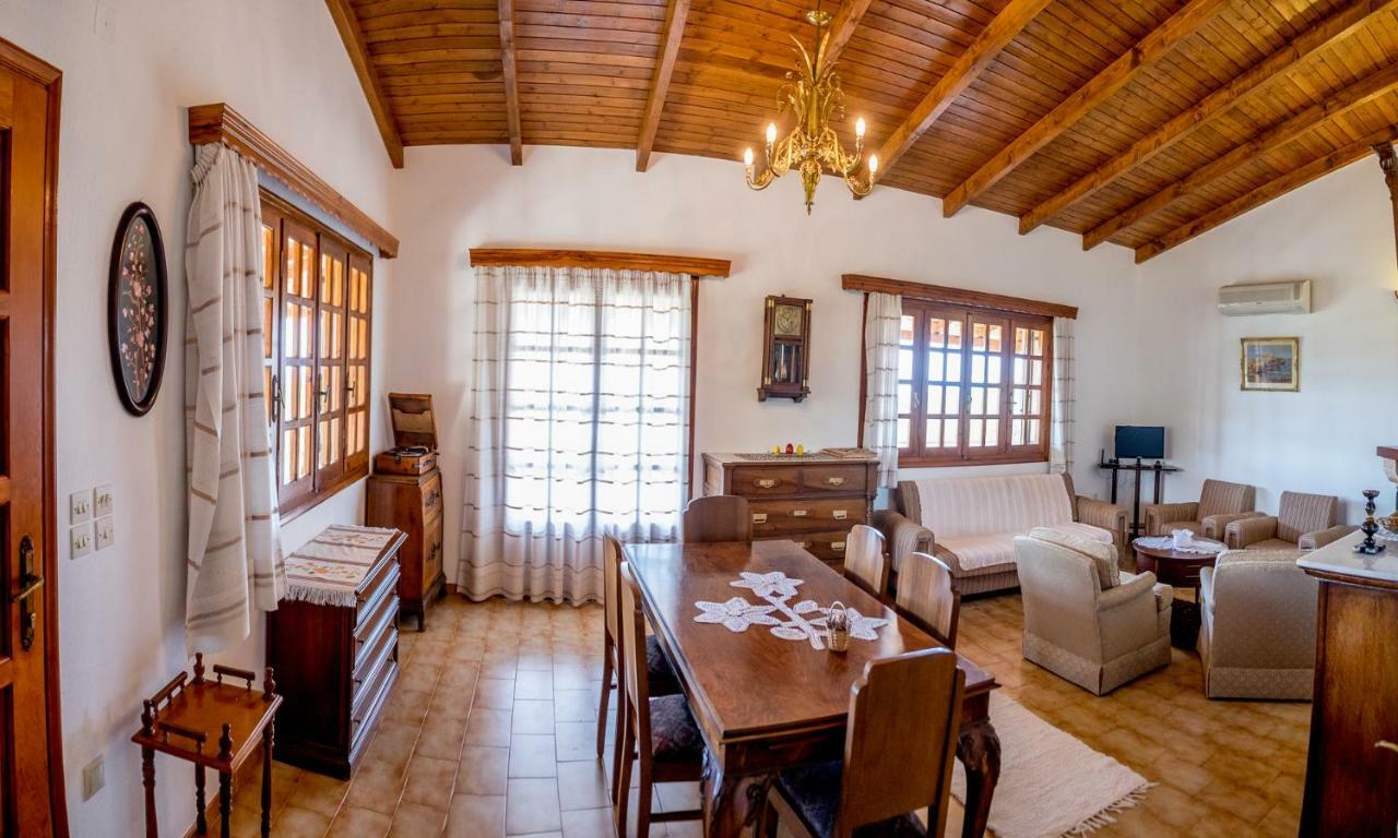 Villa Artjeta Kastrosikia Extérieur photo